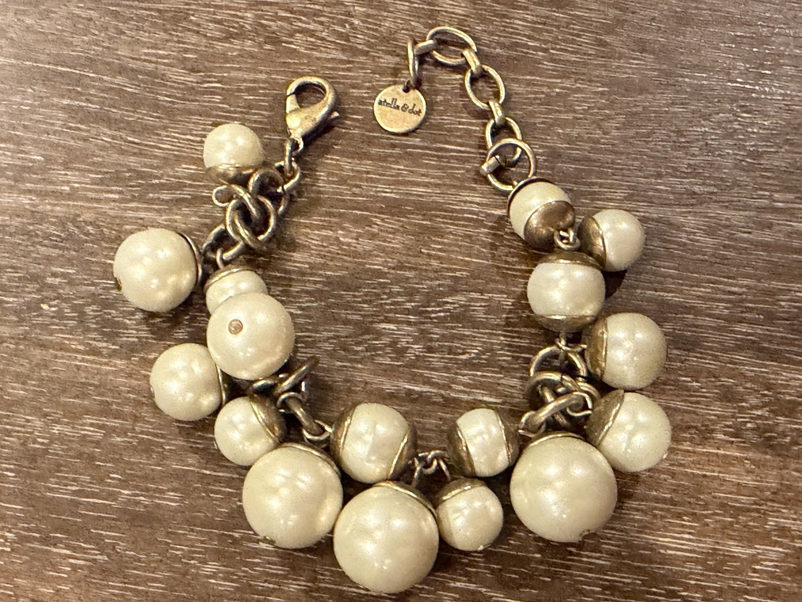 STELLA & DOT DAPHNE FAUX PEARL BEAD CHA CHA 9.5″ BRACELET MCM GOLD CHAIN LINK EU
