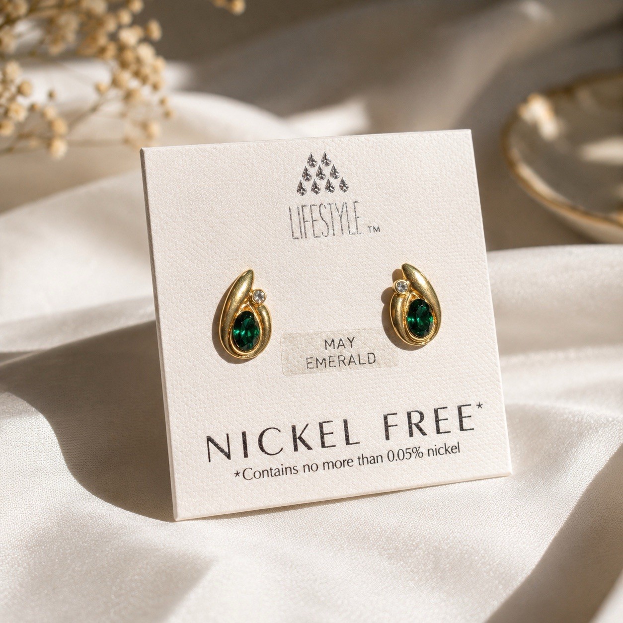 Vintage Gold Tone Emerald Rhinestone Pierced Earrings May Birthstone Elegant