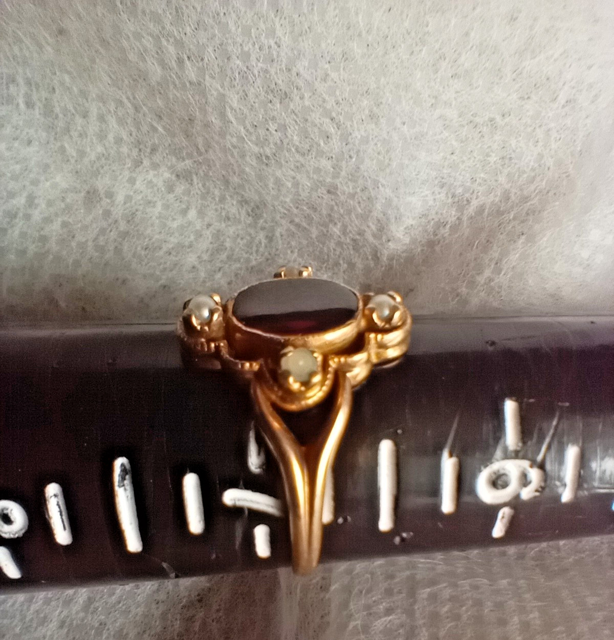 MARVELOUS ANTIQUE OSTBY BARTON 10K GOLD RED STONE SEED PEARL RING SZ 6.75 OB