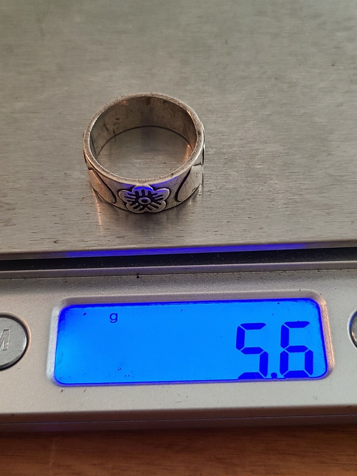 VINTAGE STERLING SILVER HEARTS AND FLOWERS WIDE BAND RING SIZE 6 925