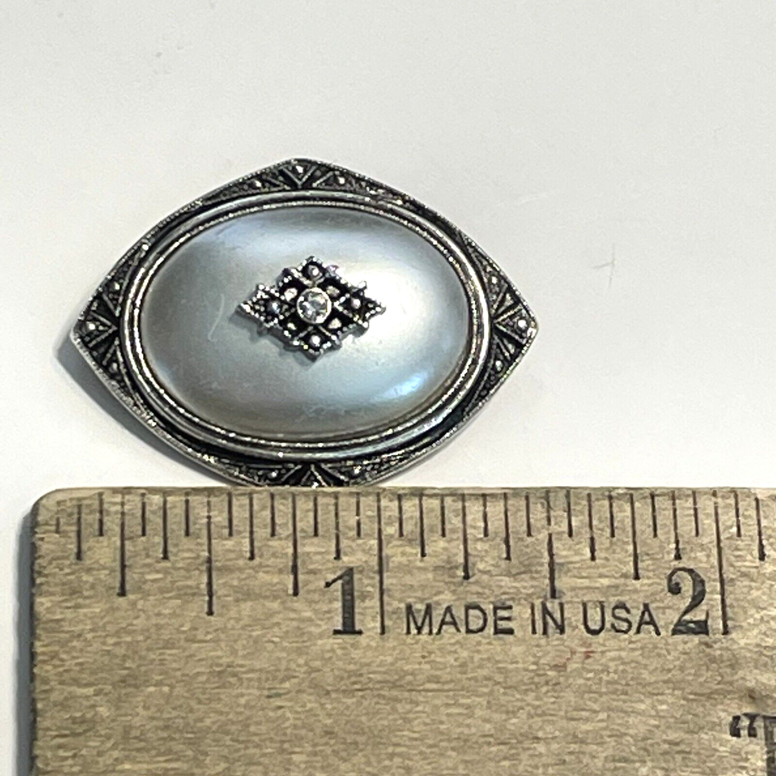 Pair of Silver Tone Brooches Bird & Nest w/Faux Pearl Eggs + Avon Brooch/Pendant