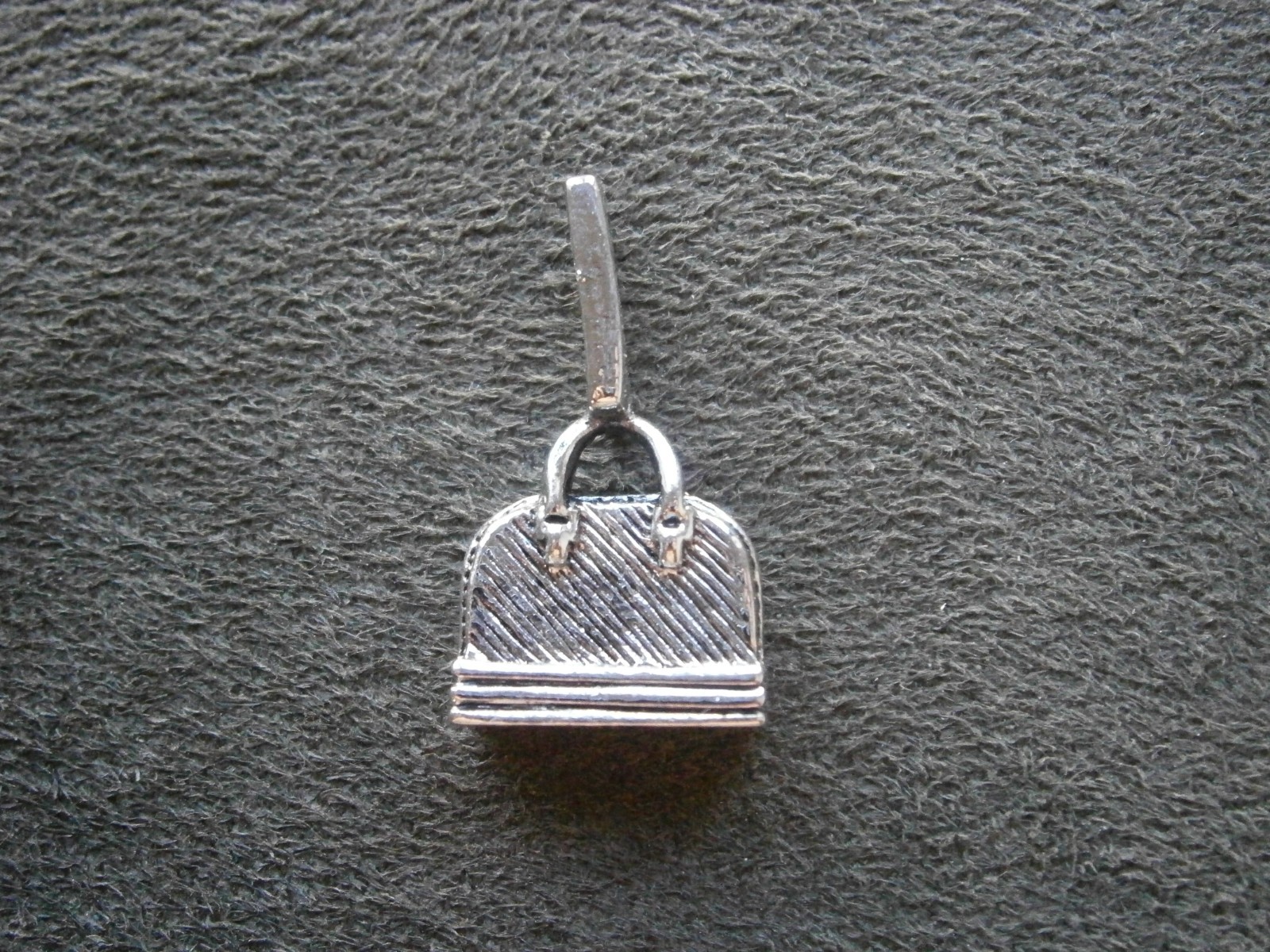 Handbag Purse Vintage Shiny Silvertone Bracelet Charm Pendant ~Large Bail ~ 4.5g