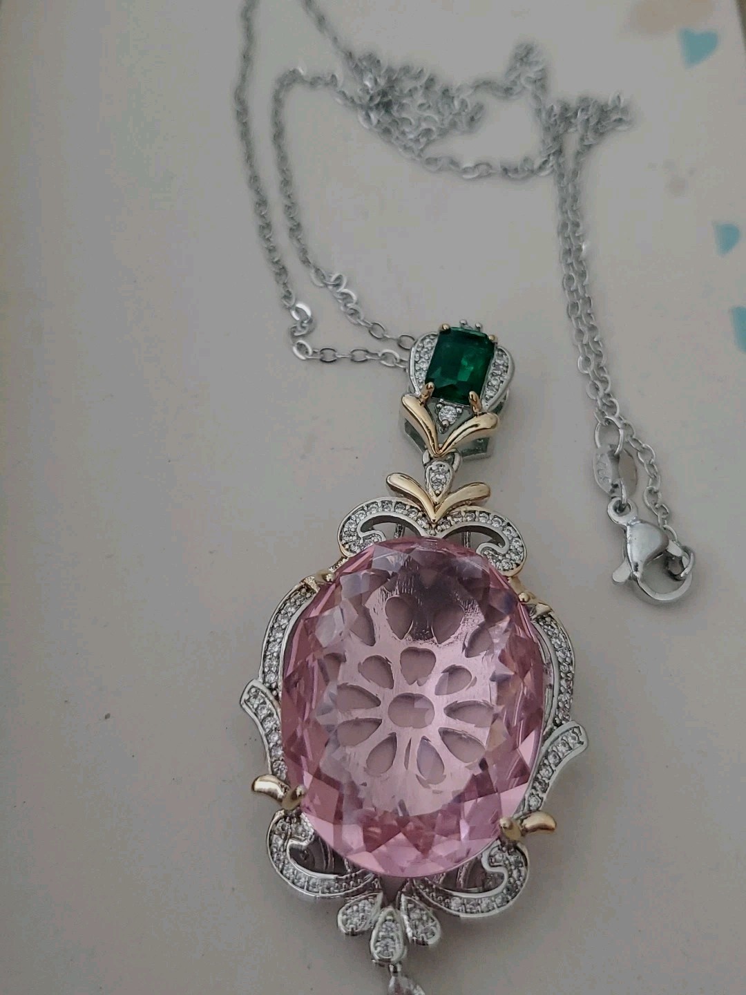 Stunning Pink Green Crystal Pendant Necklace Jewelry. M9