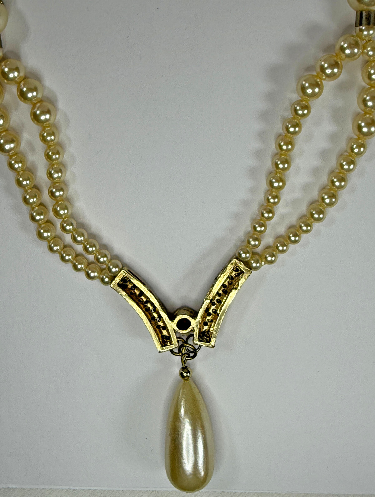 vtg 18″ Double Strand Faux Pearl Teardrop V Necklace 10kt Gold plated Wedding
