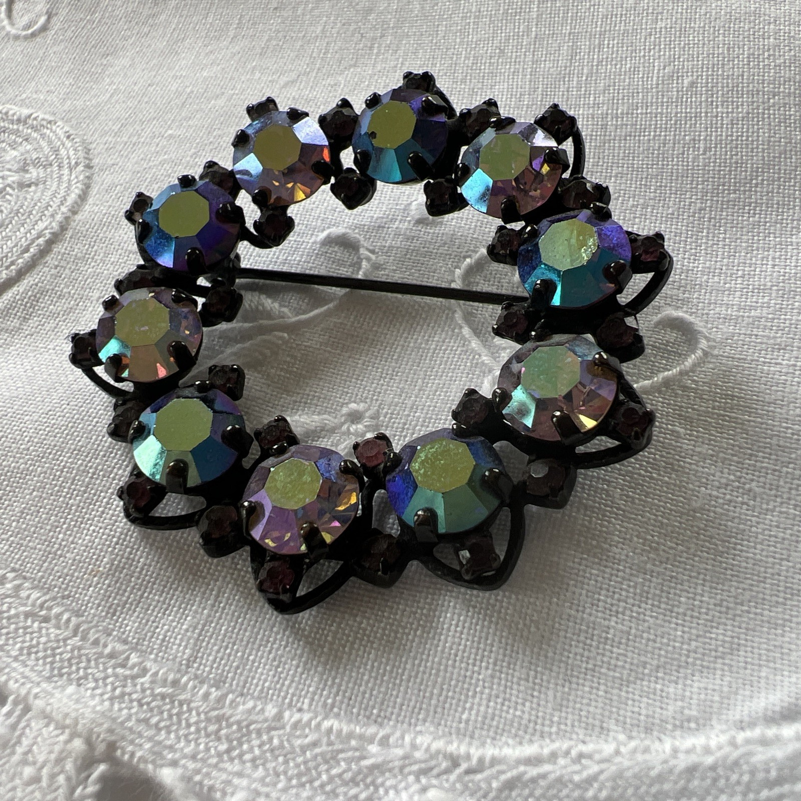 Vintage Joseph Warner Signed Pinks & Purples AB Rhinestone Brooch 2” Rd