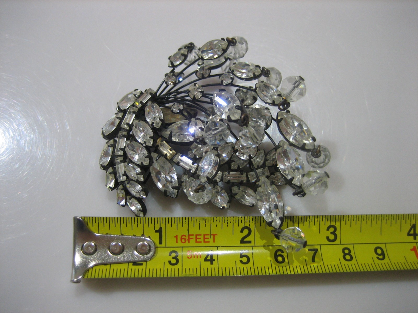 STUNNING SIGNED ALICE CAVINESS BLACK CLEAR CASCADING BROOCH