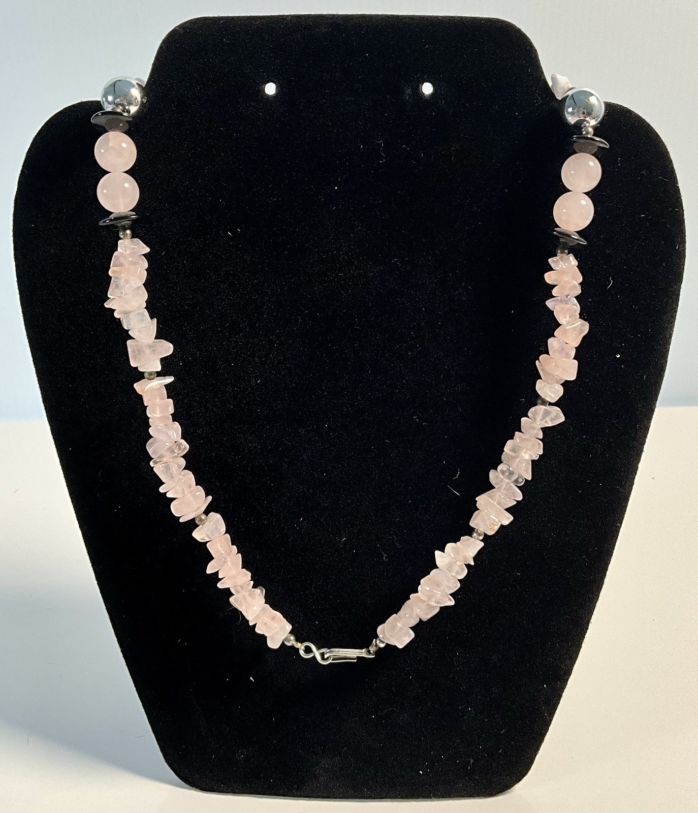 Vintage 1980’s Stunning Abalone Lucite Rose Quartz Bead Fashion Necklace EUC