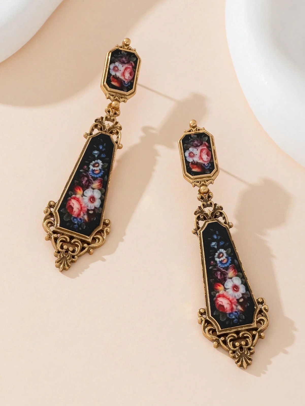 Vintage Floral Dangle Earrings Antique Gold Tone Pink Rose Statement Boho