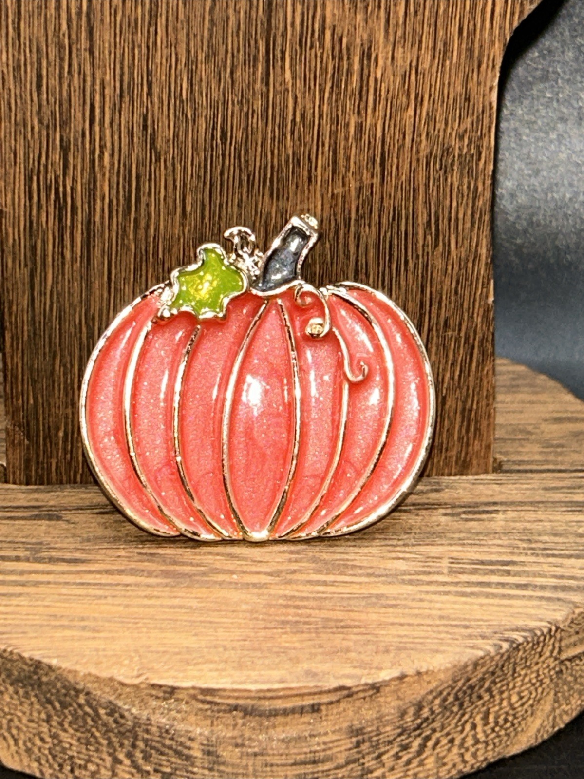 Modern Costume Jewelry Pumpkin Pin Brooch Gold Tone 1 1/2”