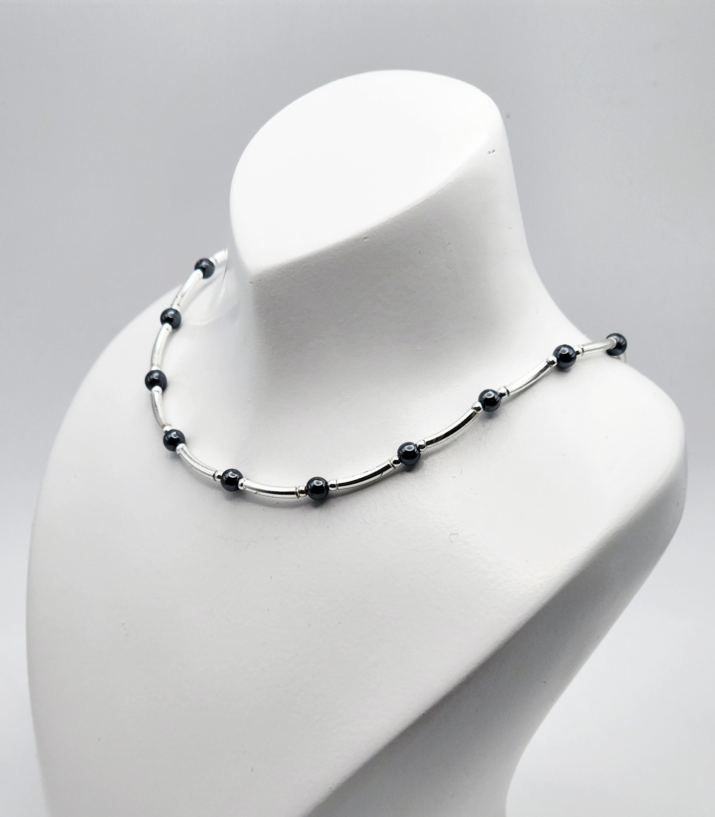 Vintage Sterling Silver Hematite Beaded Necklace 18″ Long 4.25mm Wide