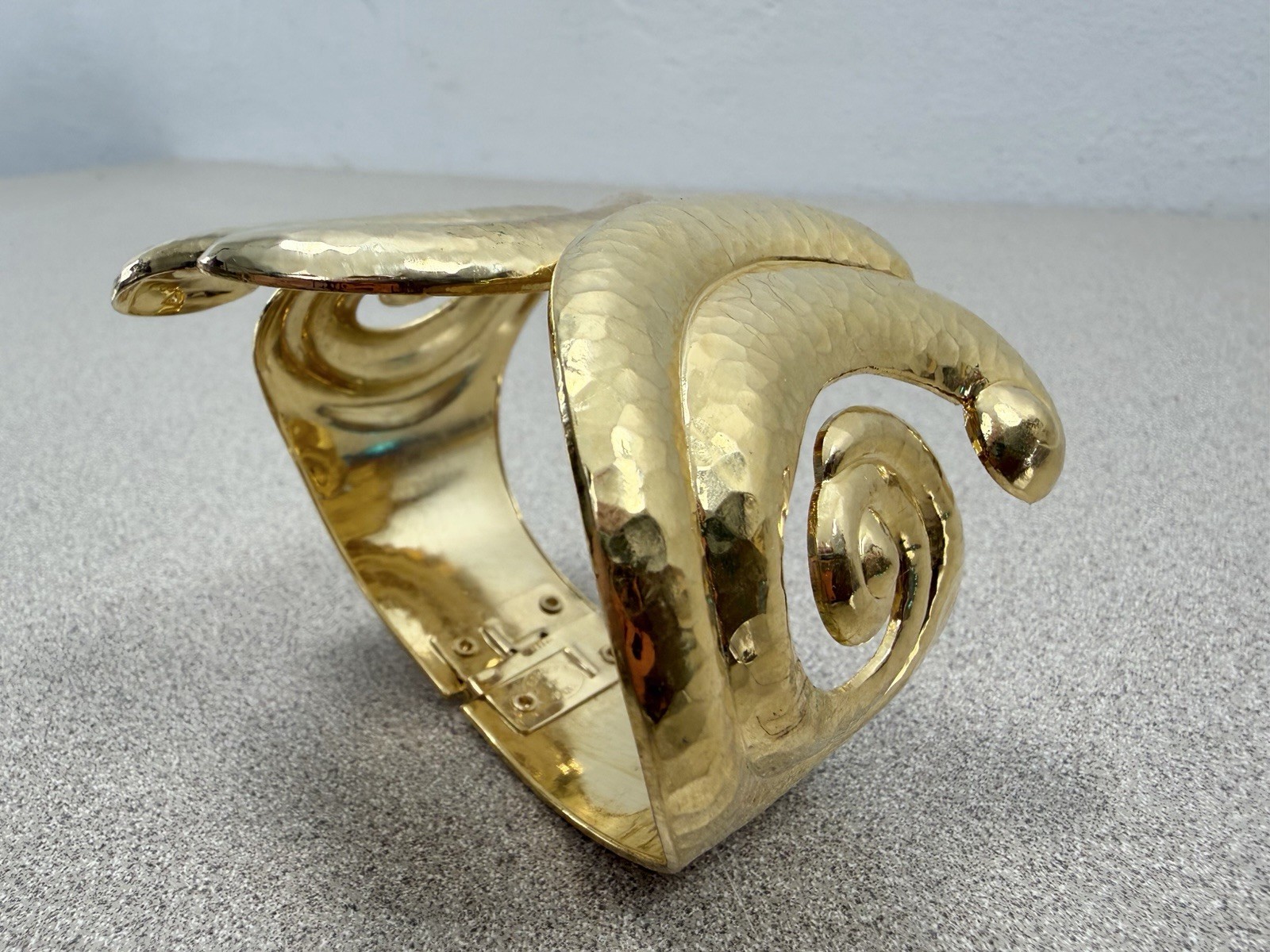 Vintage Jose Maria Barrera for Avon CORINTHIAN Hammered Gold Plate Cuff Bracelet
