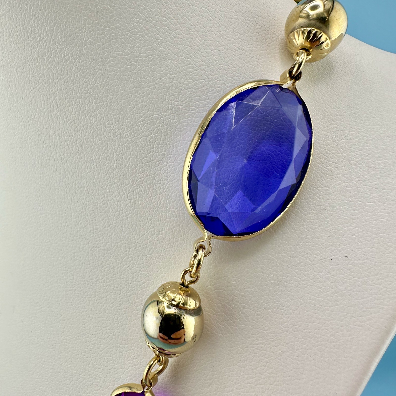Vintage Open Bezel Lucite Necklace Gold Tone Multicolor Oval Round Faceted