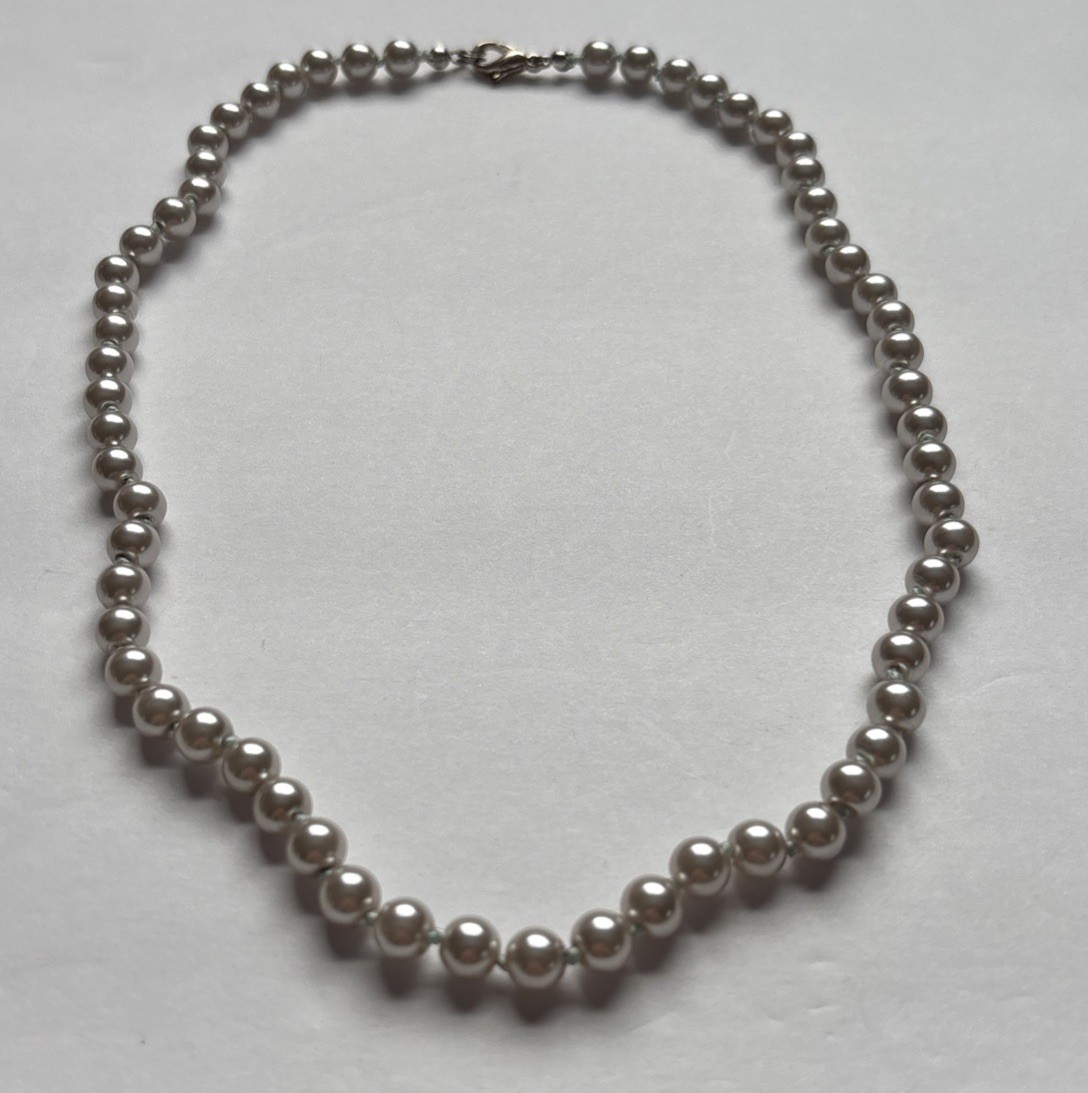 Faux Pearl Necklace 17 in Knotted Lobster Claw Clasp