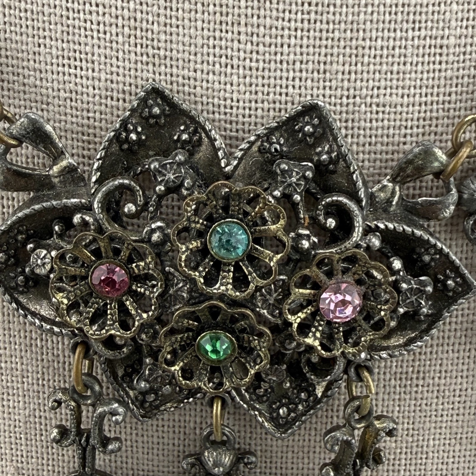 Vintage Necklace Festoon Silver Tone Statement Pastel Rhinestone 16”