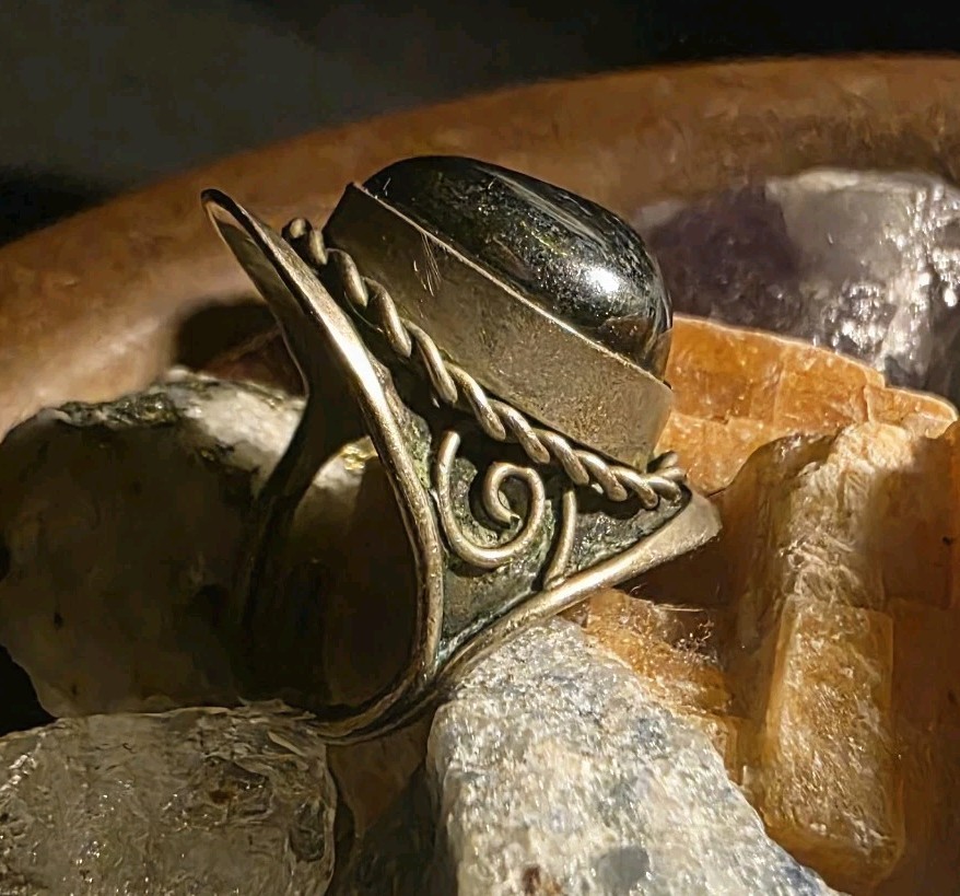 Large Vintage Silver Plated Hematite Dark Metallic Black Stone Adjustable Ring