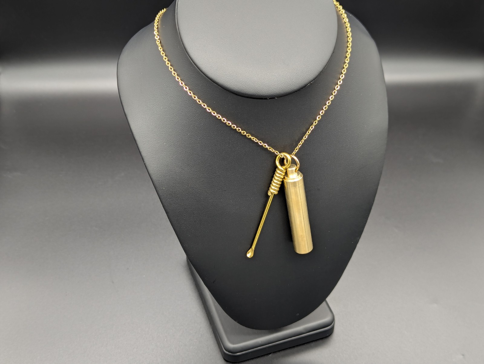 Gold Toned Spoon Pendant w/ Matching 22″ Chain & Large Brass Jar