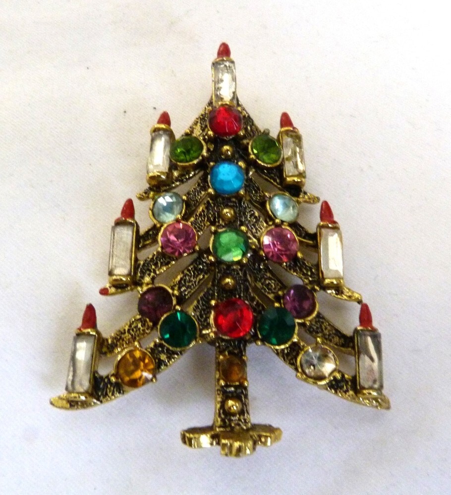 VINTAGE HOLLYCRAFT CRYSTAL RHINESTONE RED FLAME ENAMEL CANDLE CHRISTMAS TREE PIN