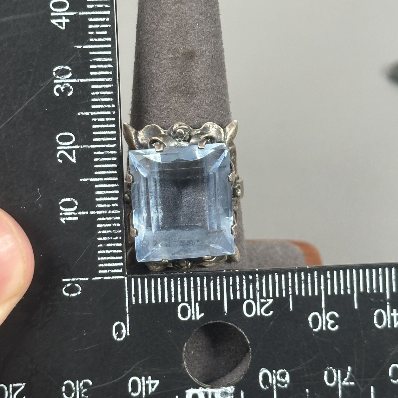 1940-70s Taxco Mexico Floral Sterling Silver Blue Crystal Glass Adjustable Ring
