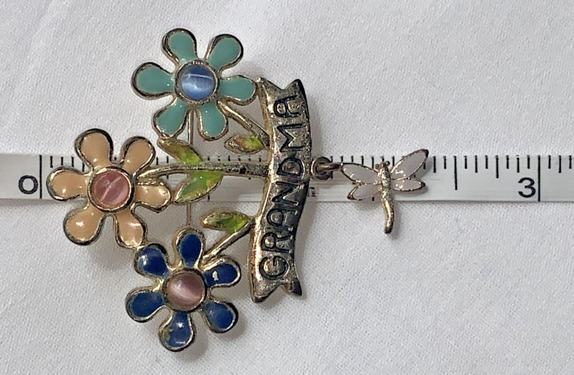 Lot of 3 Vintage “Grandma” Brooches-1 Marked JJ-1 Locket-Hearts & Flowers