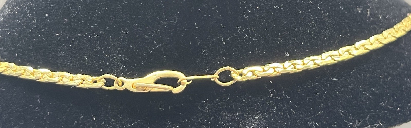 14k Gold Plate 19” Vintage Necklace Brilliant Color