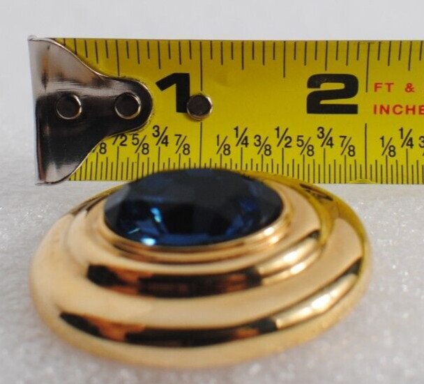 Vintage Oval Blue Glass Color Glass Gold Tone Brooch Pin 1 3/4 in. x 2 in.