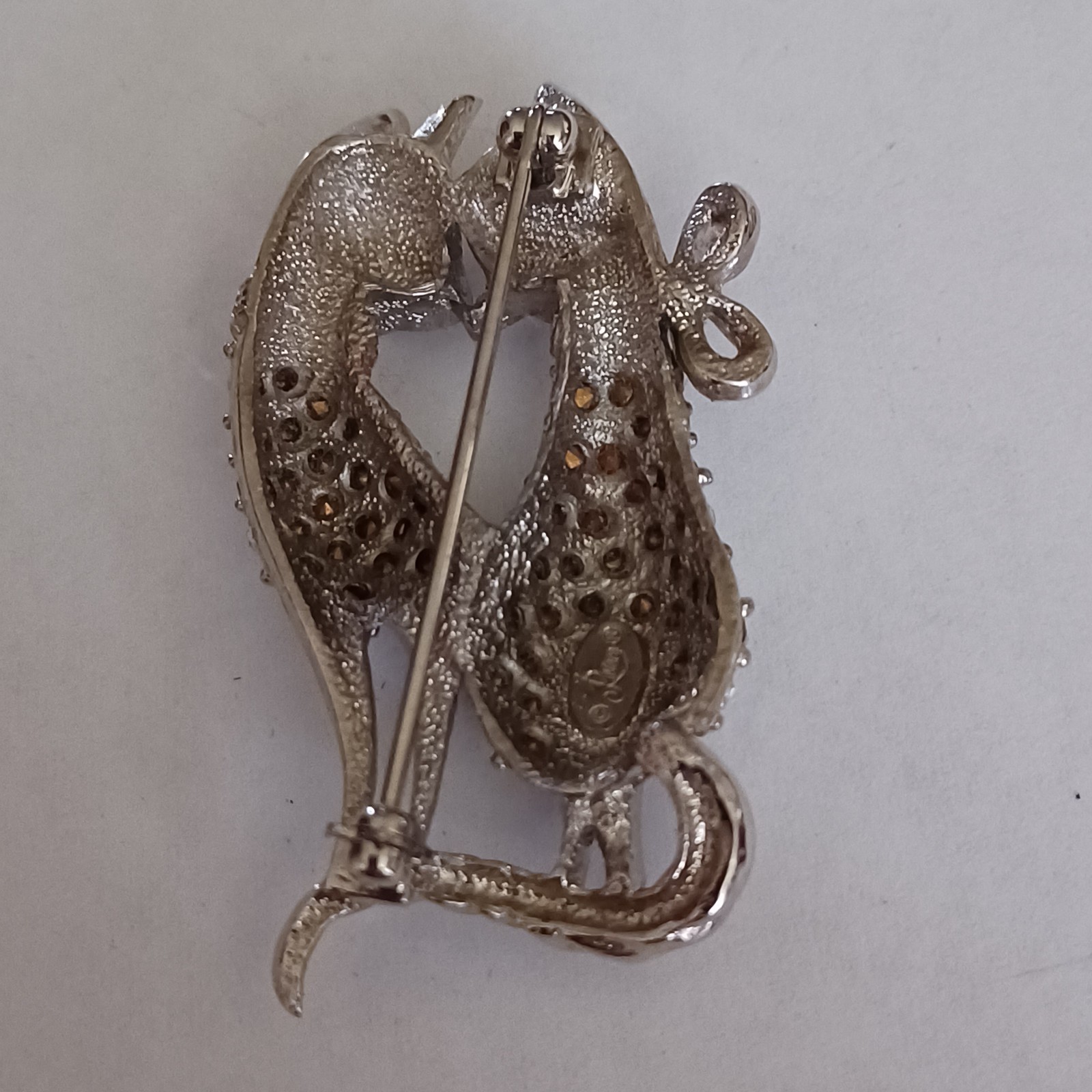 Revere Brooch 2 Cats RHINESTONE Body & Eyes Vintage 70s