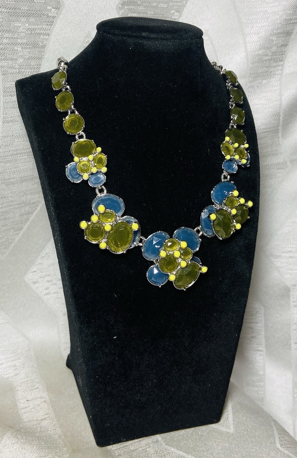 Vintage Statement Necklace Green Blue Faceted Floral Bib Necklace 20″ Adjustable