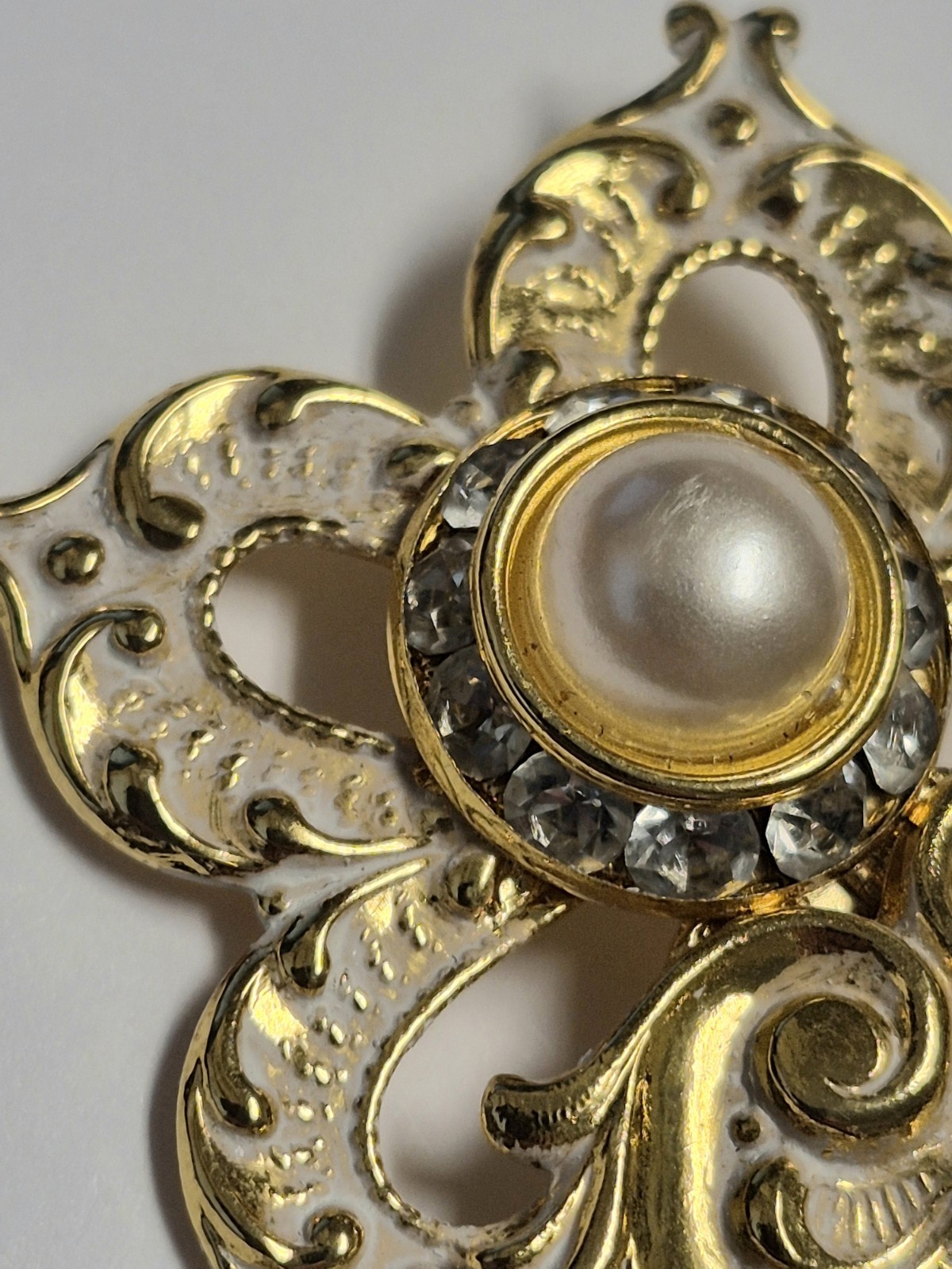Vintage Angel Brooch Signed Jane Davis 1999 Angels of Love Gold Tone Art Nouveau