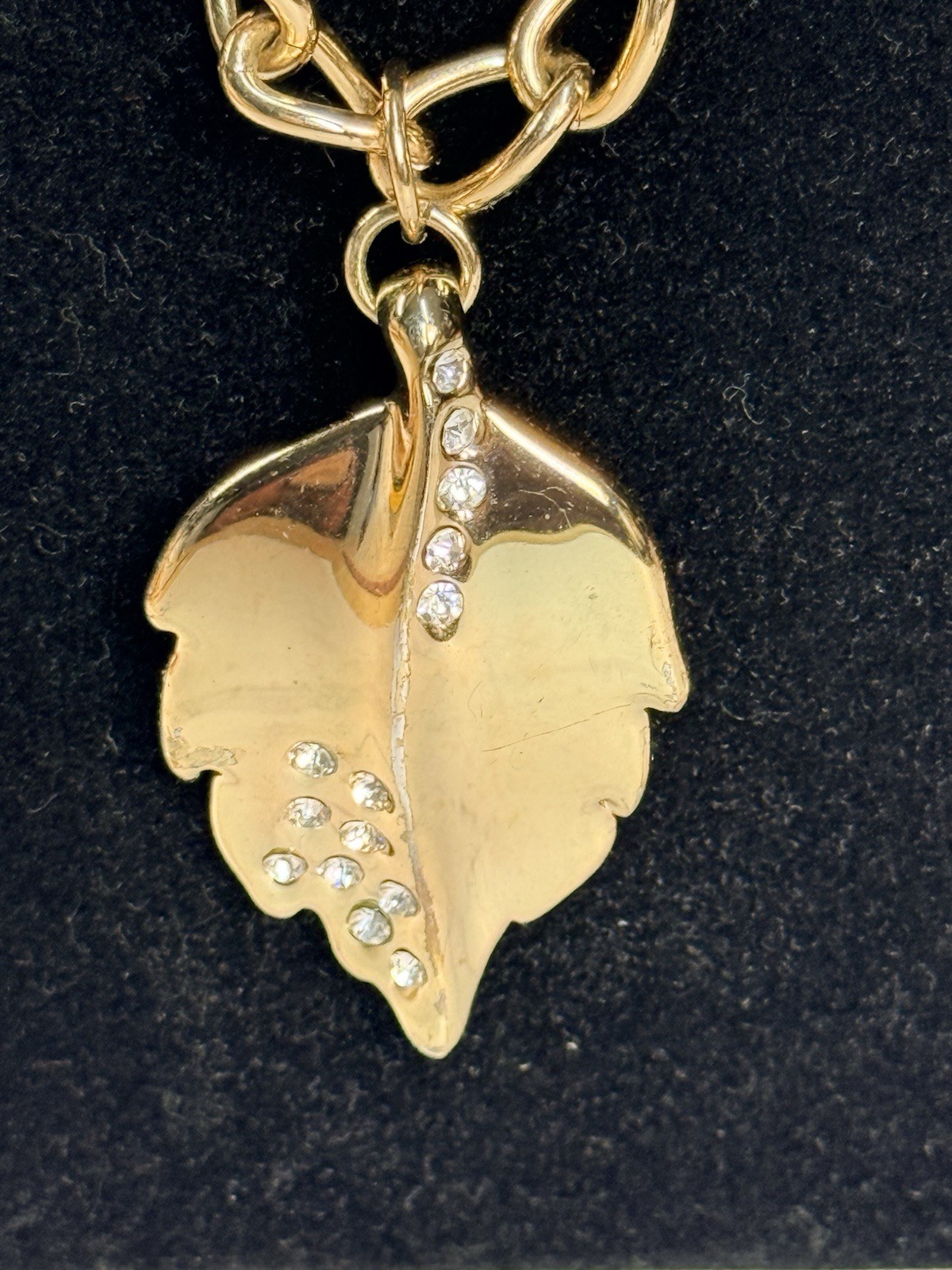 LMN Gold Tone 16″-20″ Curb Chain W/ Gold Crystal Lead Pendent Lobster Claw Clasp