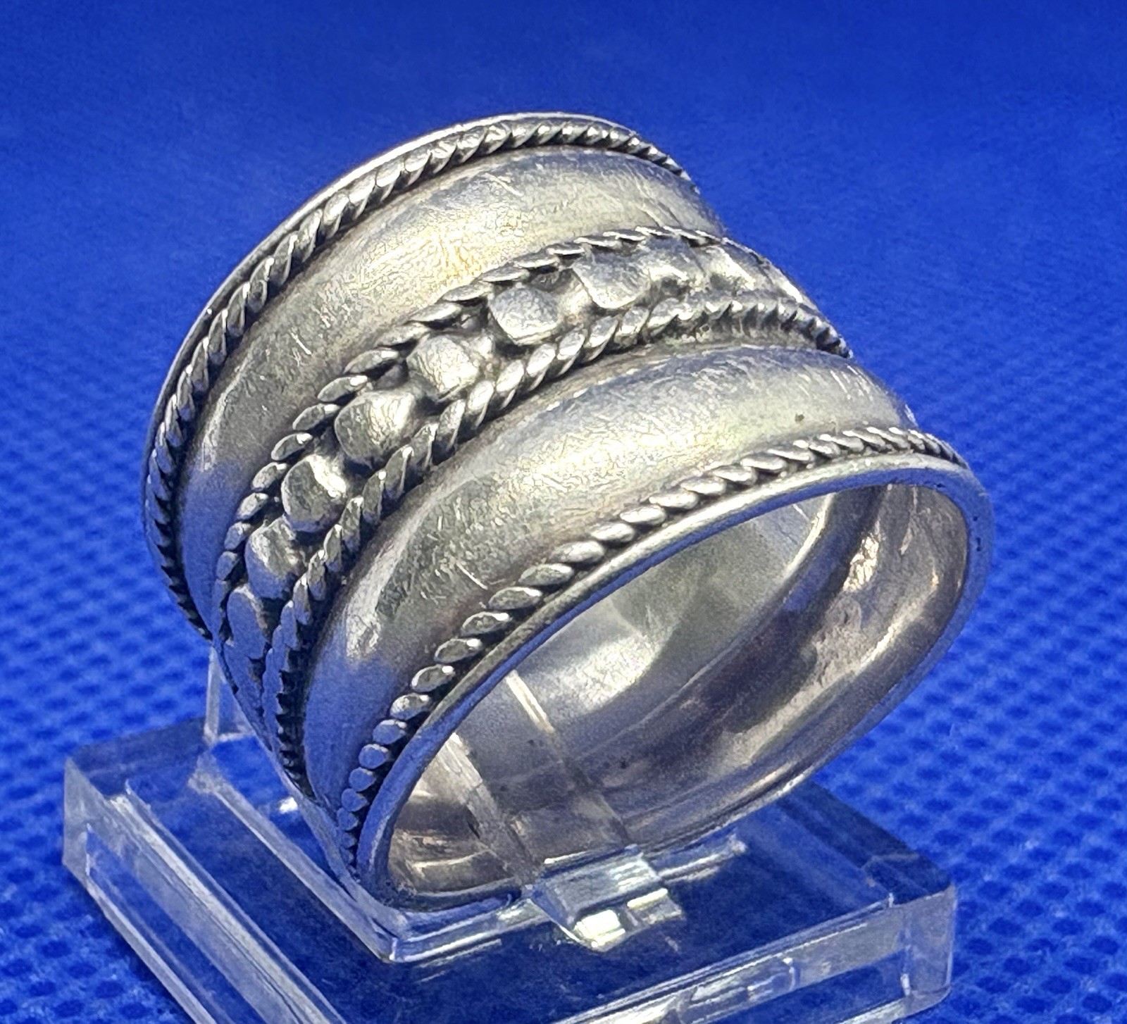 X28 Native 16 .5 mm Cigar Band 925 Silver Ring Vintage Size 8.0 Ethnic 4.78g