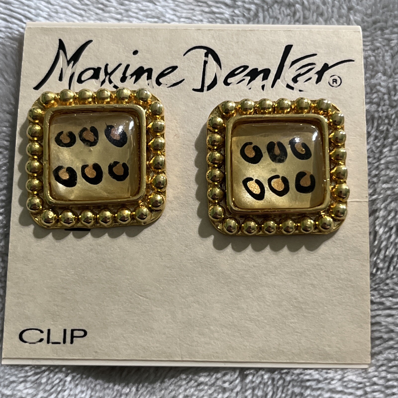 2 Sets Vintage ClipOn Earrings Yellow Tone W/Decorative Center Not Sure On Brand