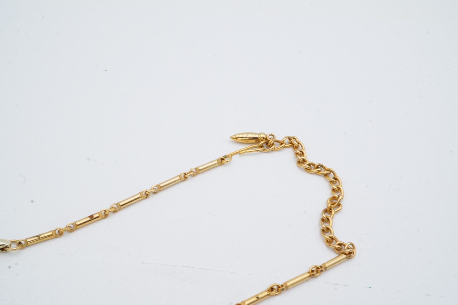 Vintage Necklace Gold Tone Rhinestone 16.5″