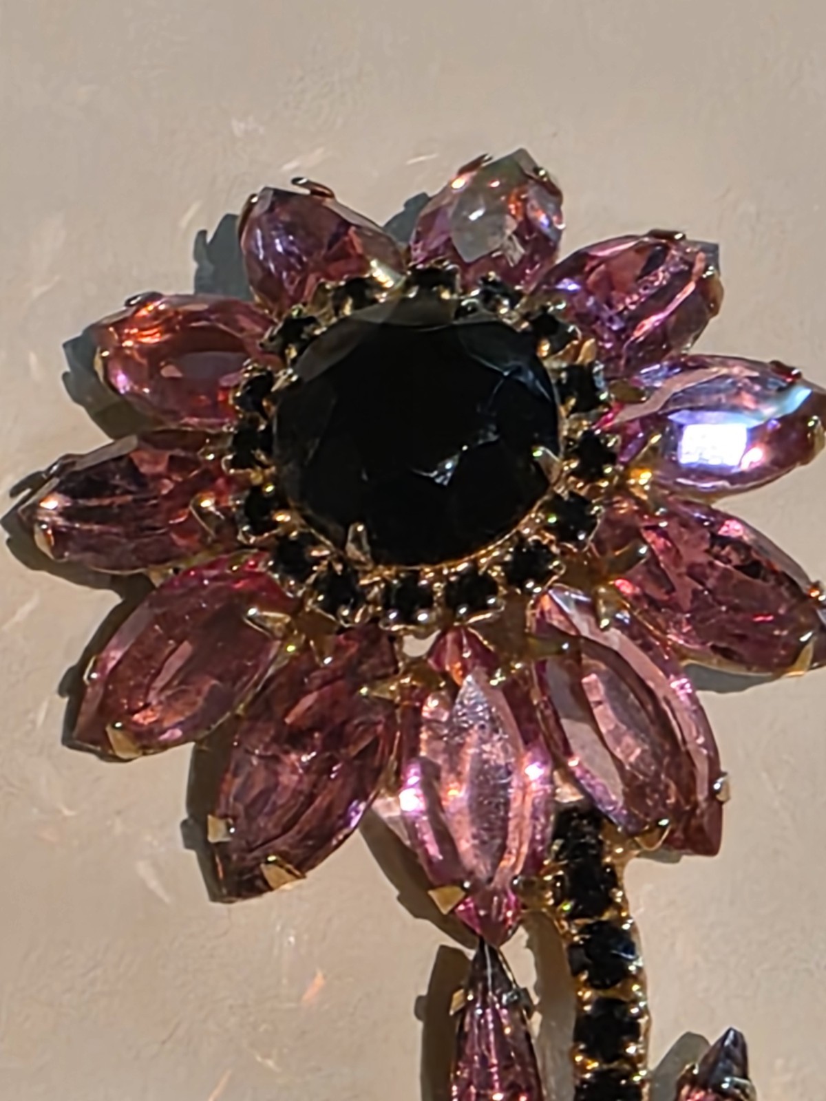 Vintage Pink Black Rhinestone Flower Cluster Prong Set Brooch Pin