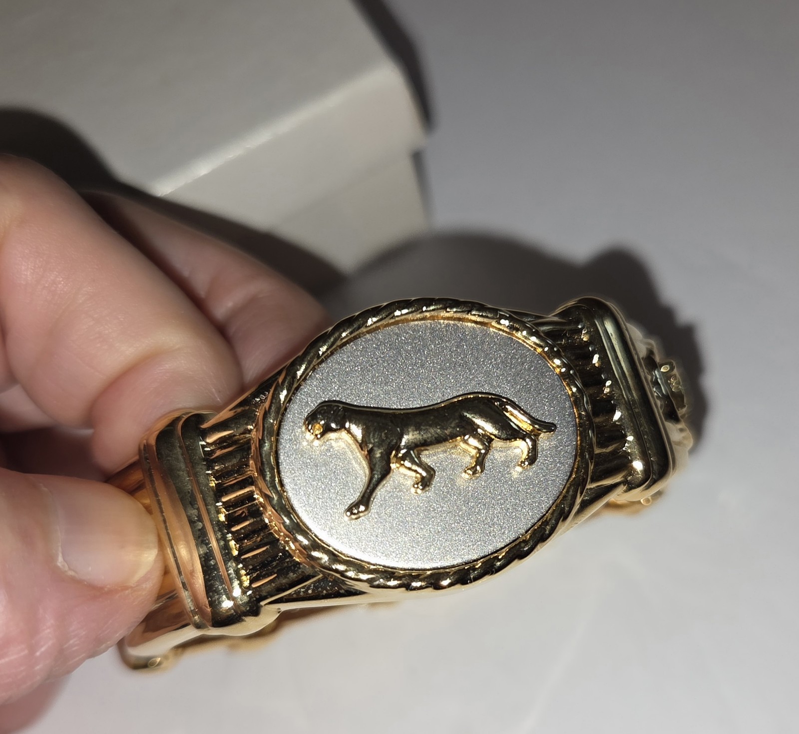 Designer Bracelet Gold Toned 2.5 Diameter, Opens With Hinge