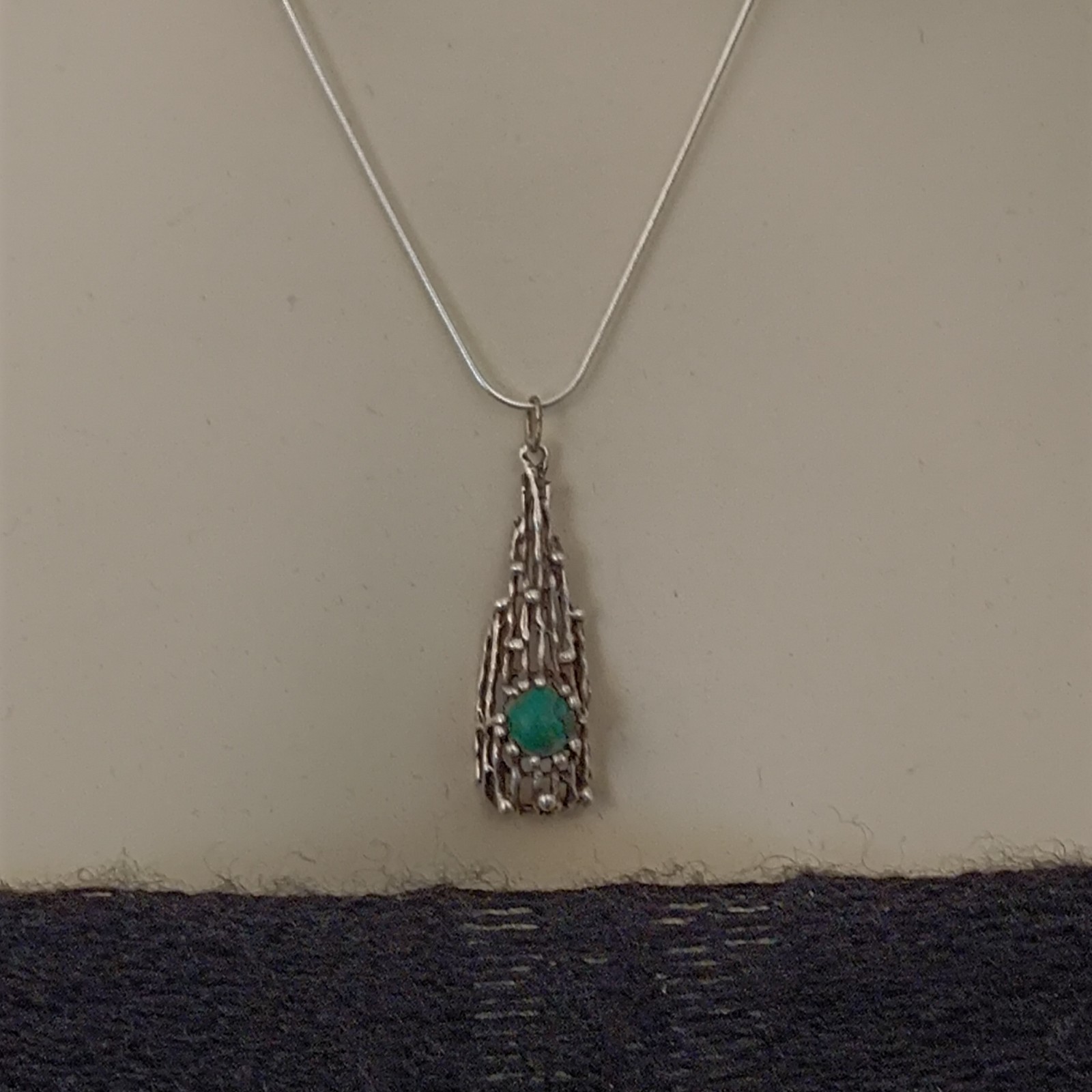 Modernist Brutalist Eilat Stone Pendant Necklace Sterling Silver Israeli 70s VTG