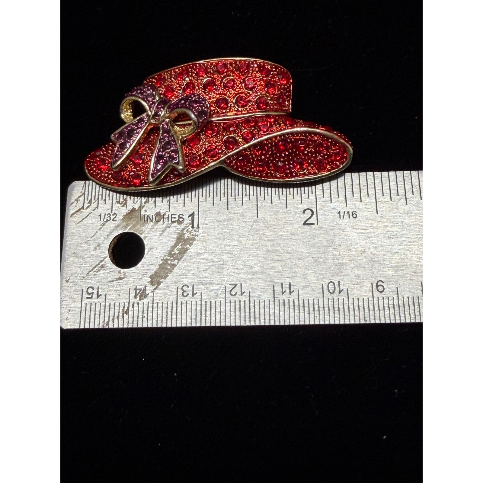 Red Hat Society Brooch Pin Gold Tone Red Rhinestone Purple Bow Sun Hat Vintage