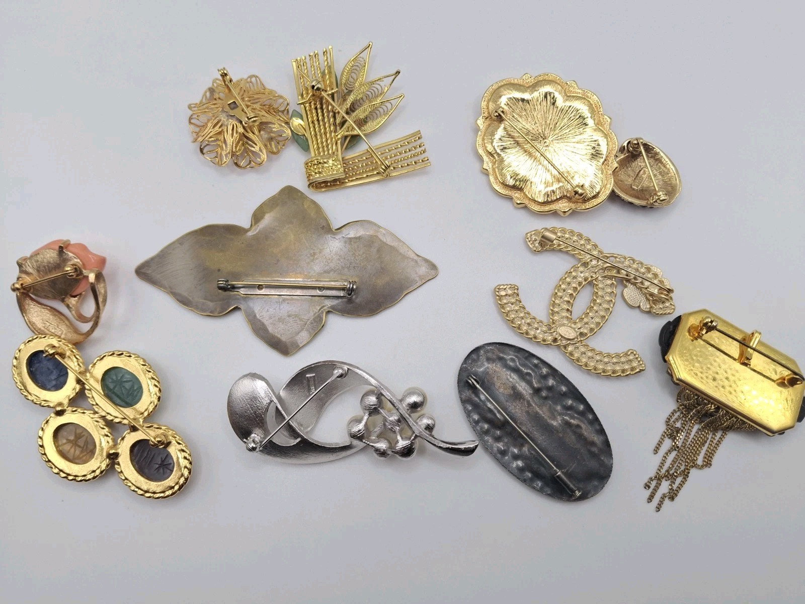 Vitage Brooches Pins Signed Monet Avon Trifari W Stones Lot