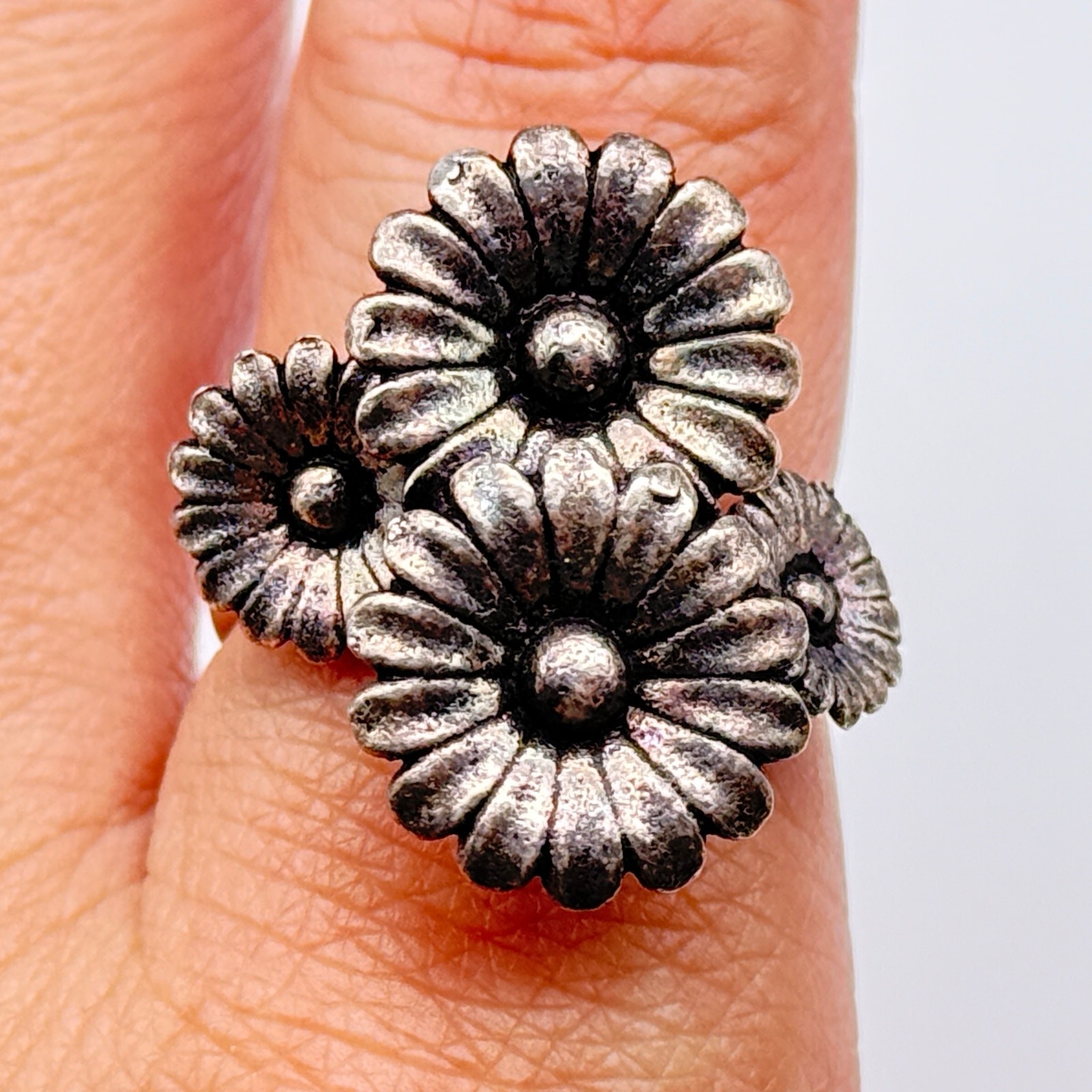 Vintage Daily Flower Sterling Silver Ring Size 10