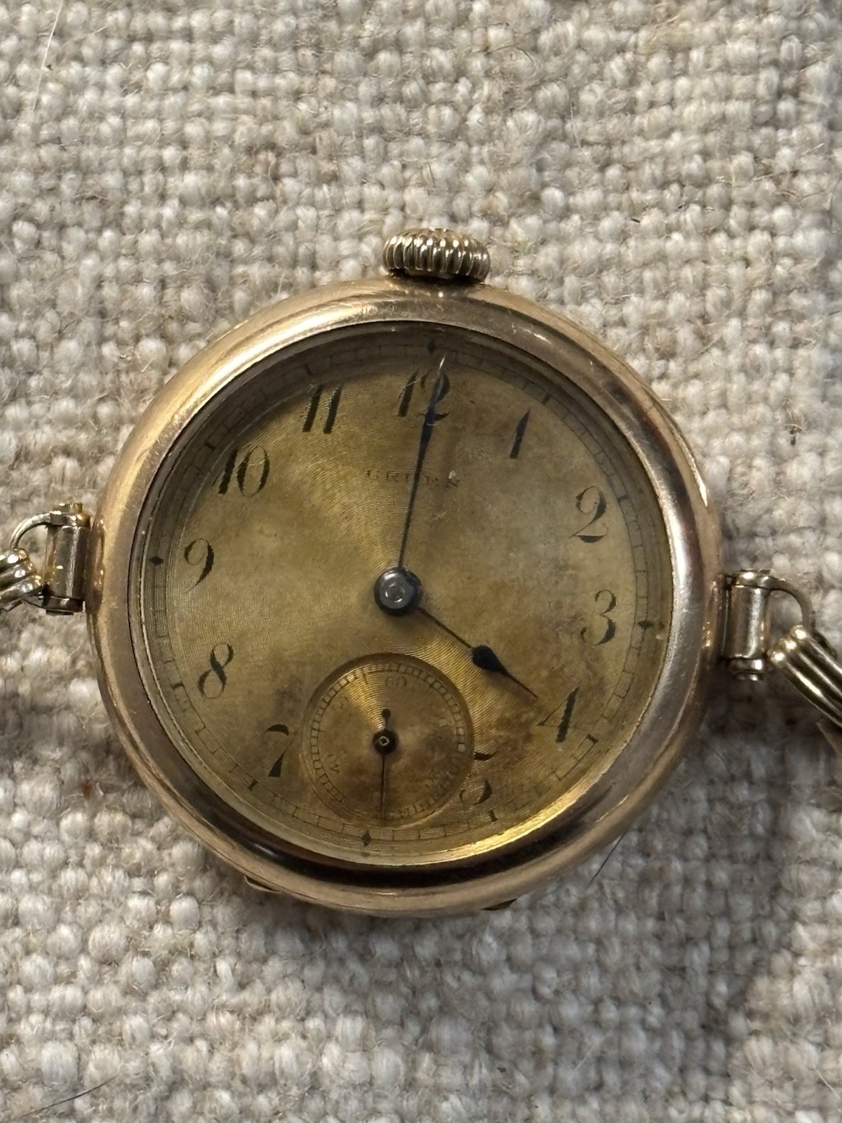 Vintage Gruen Womens 25 Year Gold Filled Wrist Watch RUNNING Manual WindUp 15jwl