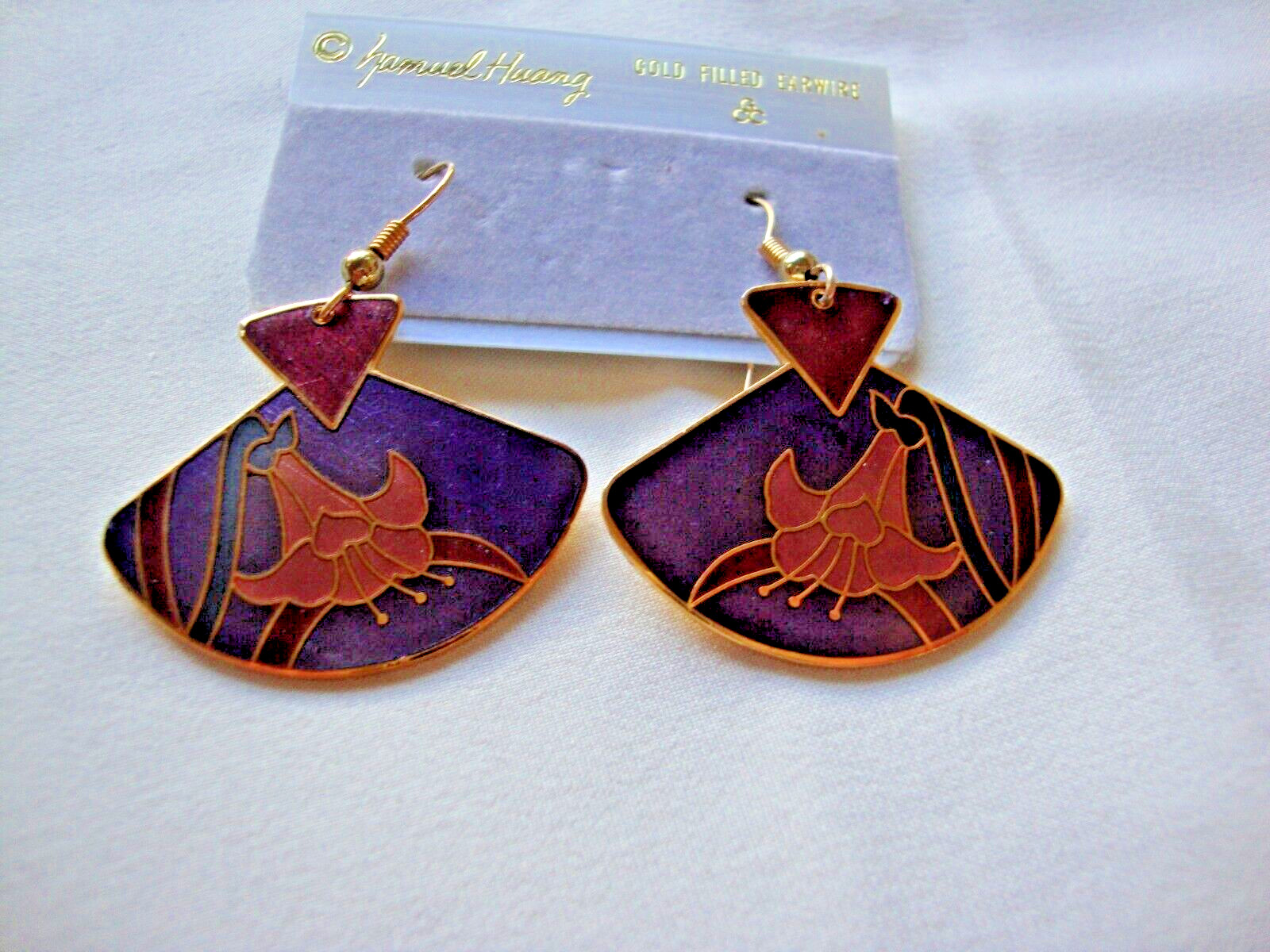 VINTAGE SAMUEL HUANG DESIGNER CLOISONNE LILLY PINK RED GREEN & PURPLE EARRINGS