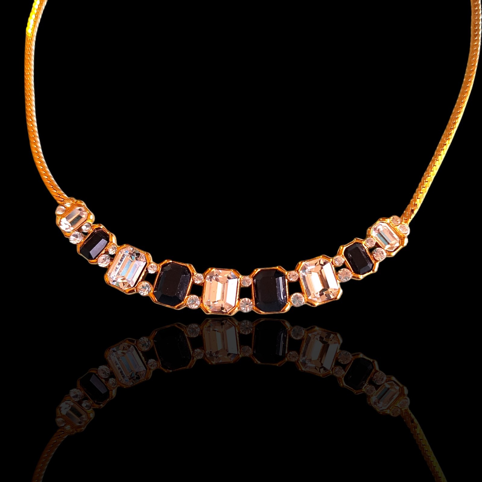 Vintage Black And Clear Glass Crescent Bar Herringbone Necklace 17.5in
