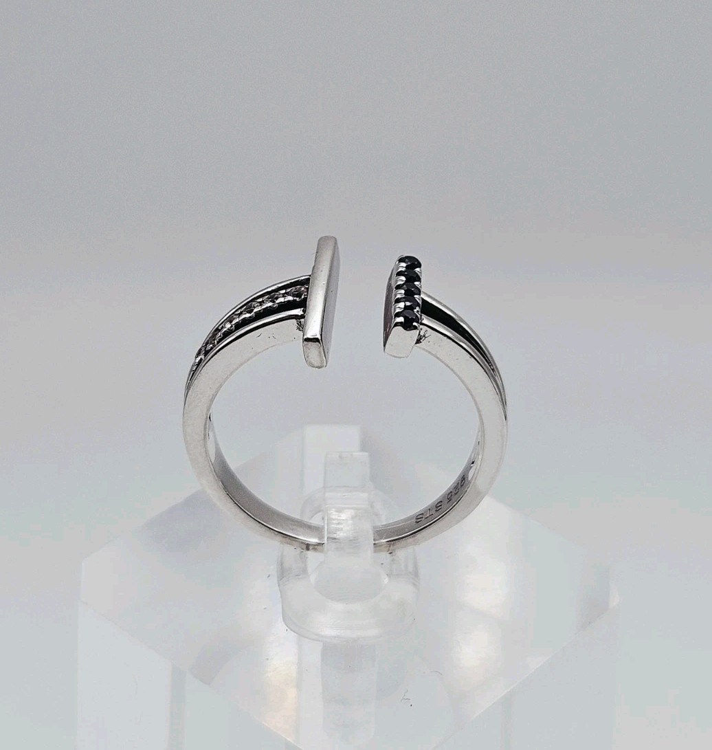 Sterling Silver Channel Set Blue & White Topaz Bypass Ring Size 8