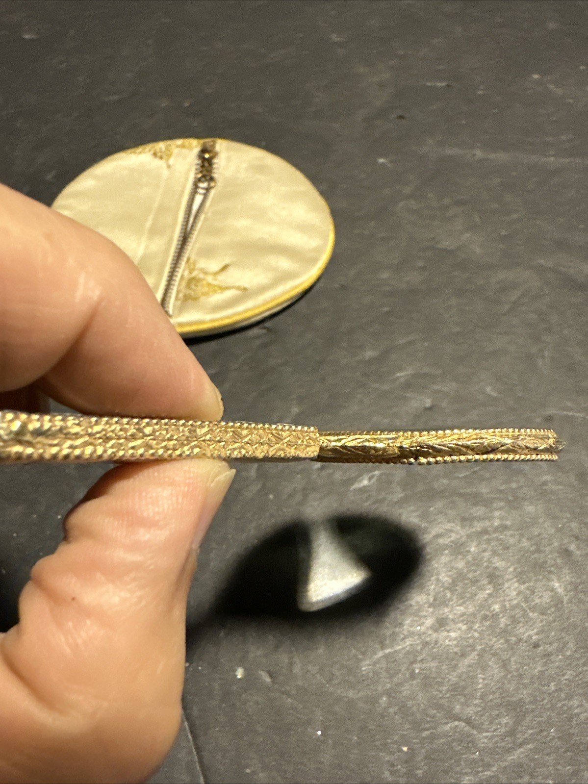 Art Deco Ornate Gold Mother of Pearl Magnifying Glass Circa 1920’s Measures 4#M4