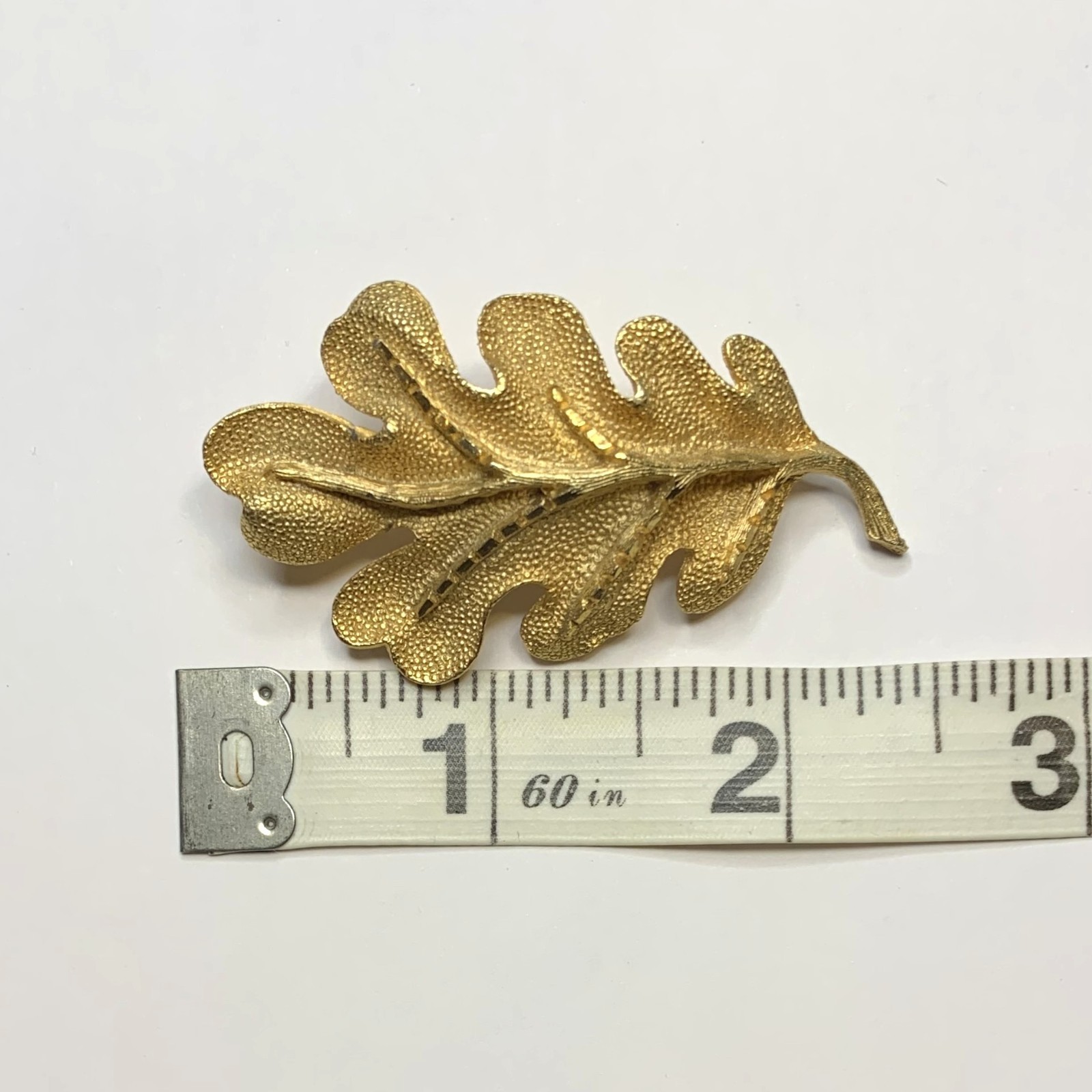Lot of 3 Vintage Gold Tone Leaf Brooches 2.5” – 2.75”