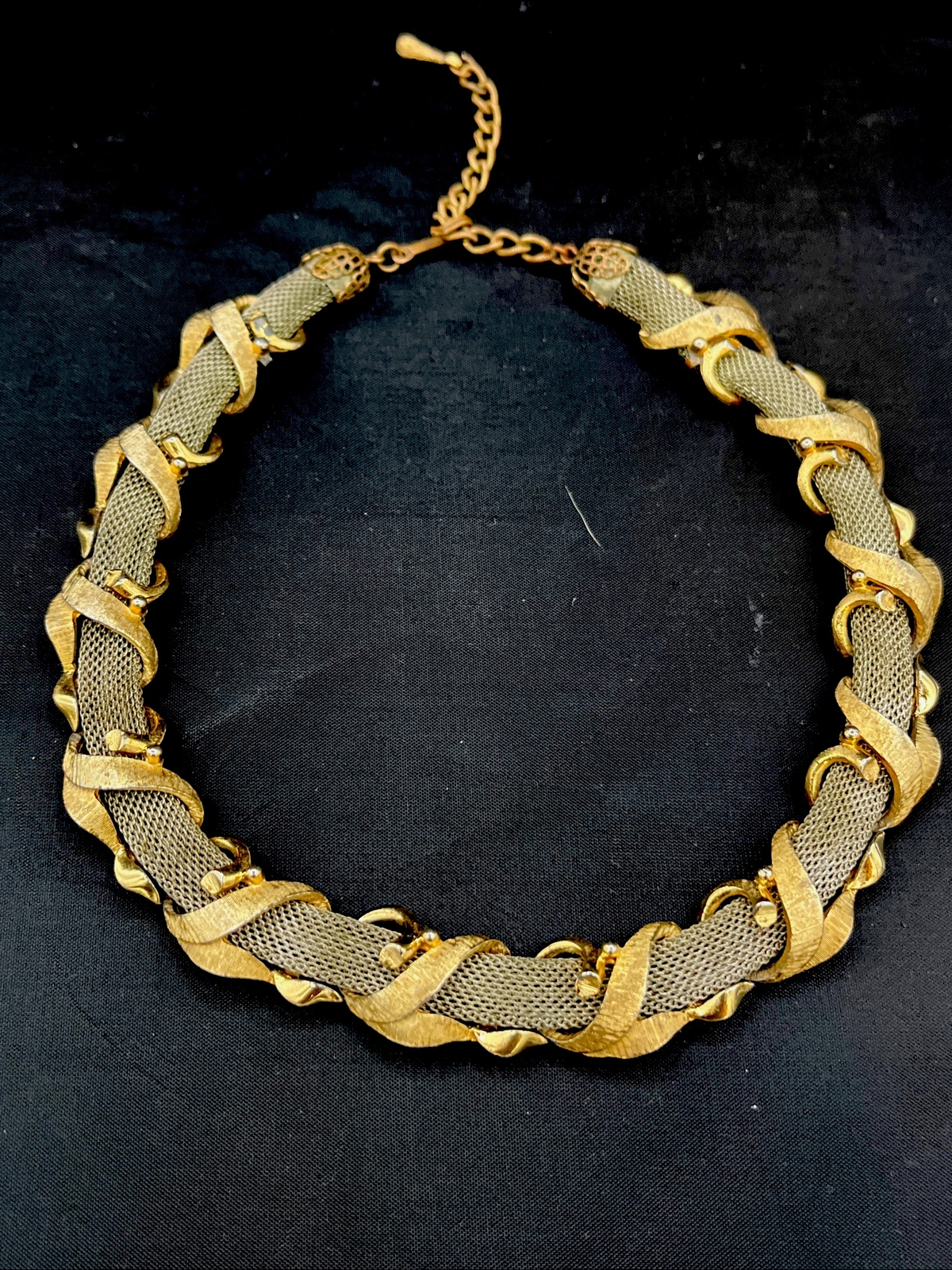 Vintage Silver Tone Chain Mail Link Choker Necklace Gold Articulated Links 14”