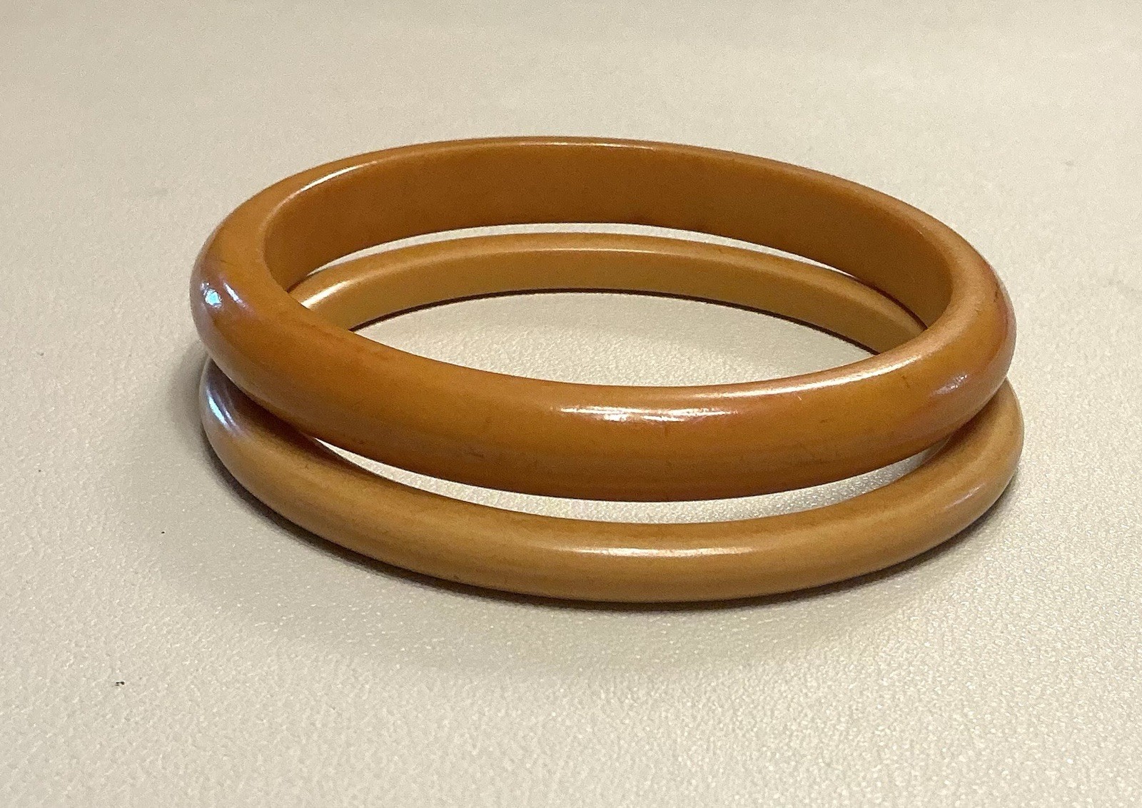 Butterscotch/Carmel Bakelite Bangle Style Bracelets Set of 2 1930s-1950s Tested