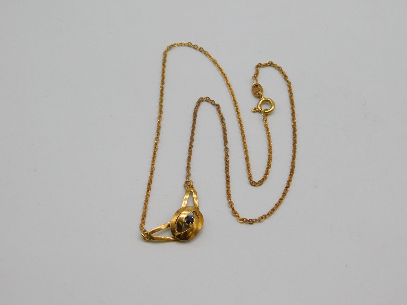 ART NOUVEAU 18K SOLID YELLOW GOLD SAPPHIRE STONE NECKLACE 14 3/4″ L