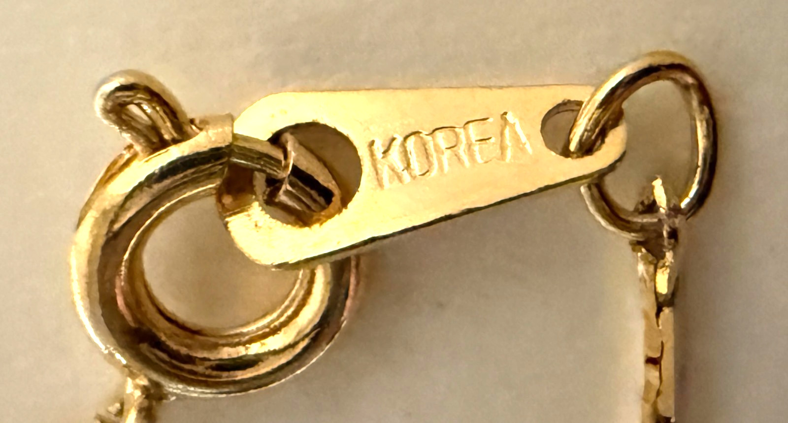 Bracelet Gold Tone Cobra Chain with Puffy Heart Korea Valentines Day
