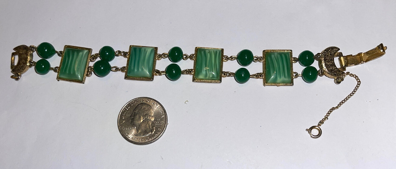 Vintage Arts & Craft Revival Green Art Glass Lozenge & Bead Stone Bracelet 7 1/2