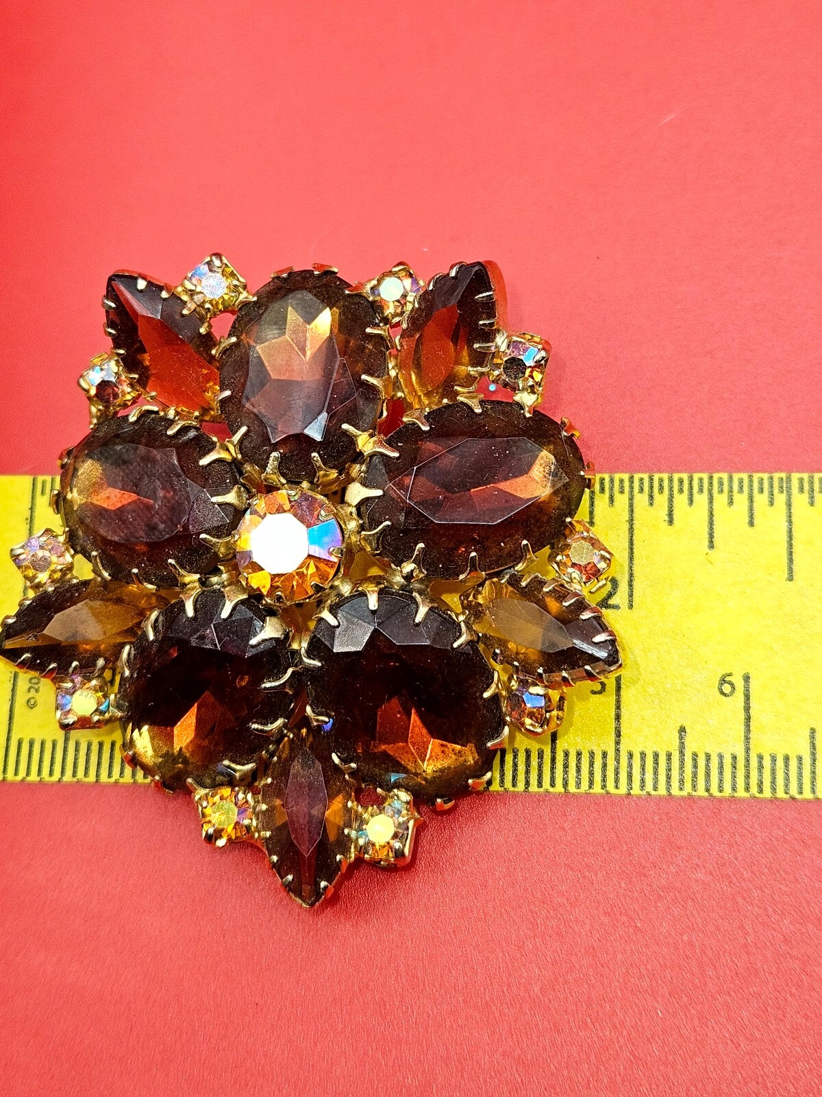 Topaz Amber Brown Layered Rhinestone Vintage Brooch Pin Juliana Style Sawtooth